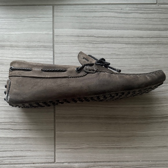 Men's Brown Tod’s Gommino Loafers - Picture 6 of 7